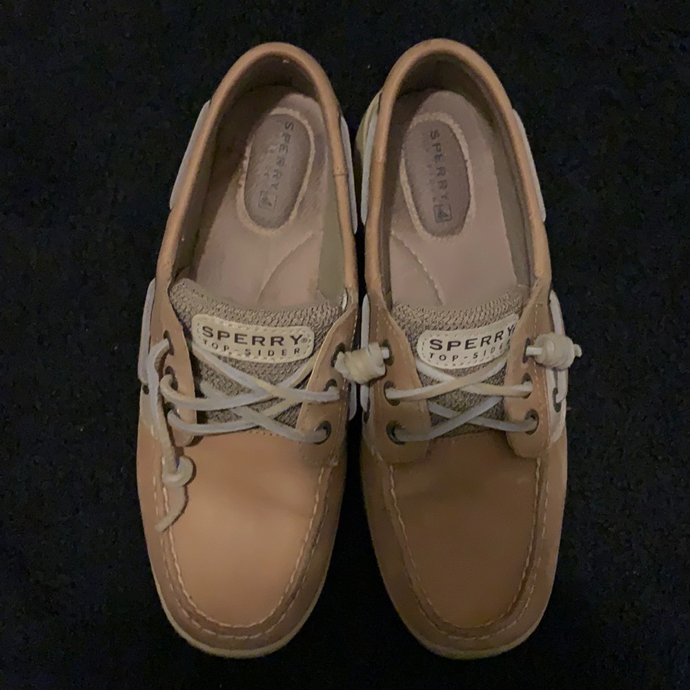 Women’s sperrys